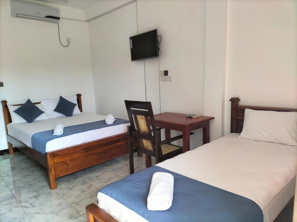 Hotel Sun Blue Uppuveli Extérieur photo