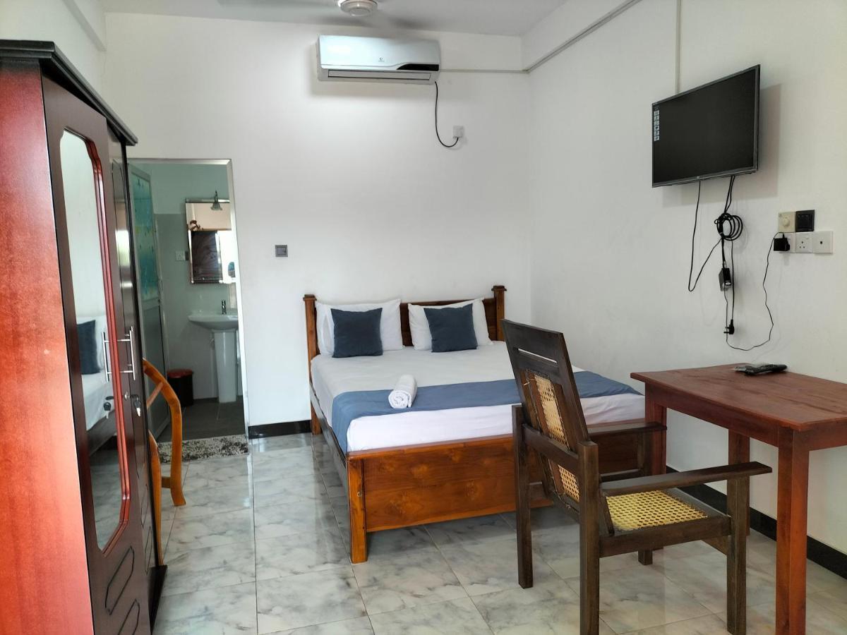 Hotel Sun Blue Uppuveli Extérieur photo